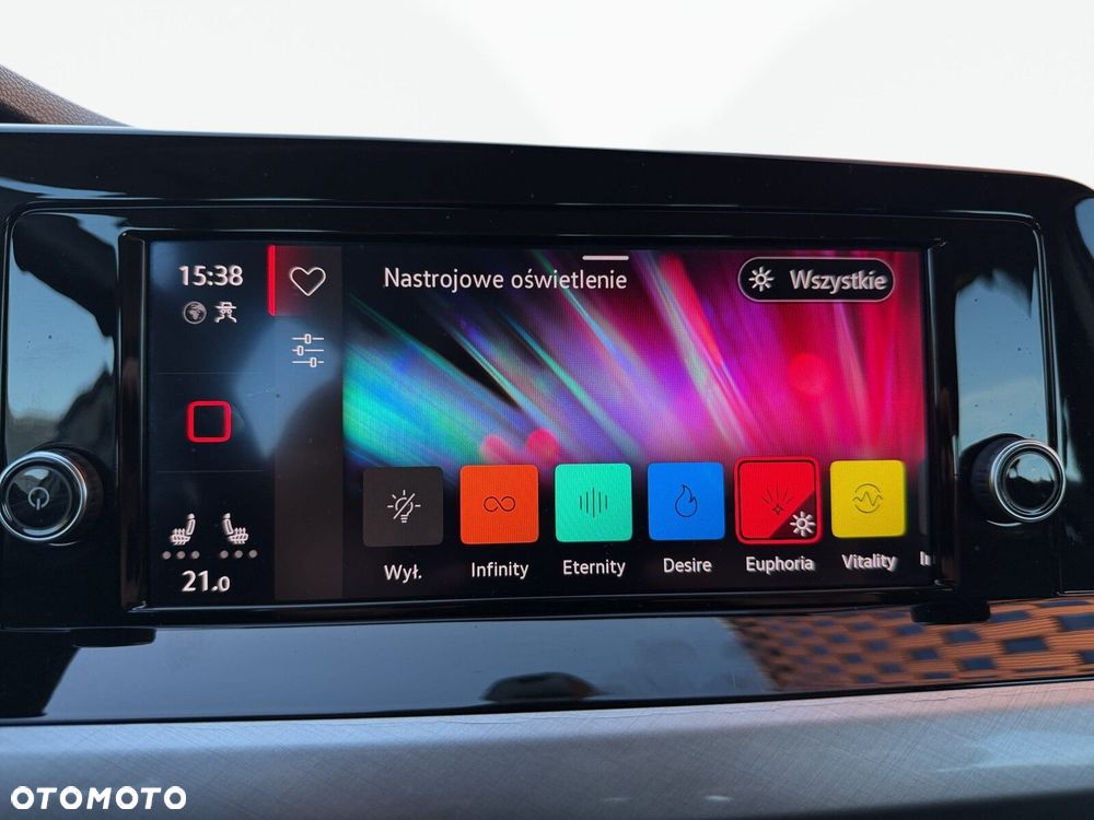 Volkswagen Golf 1.5 TSI EVO Life - 25