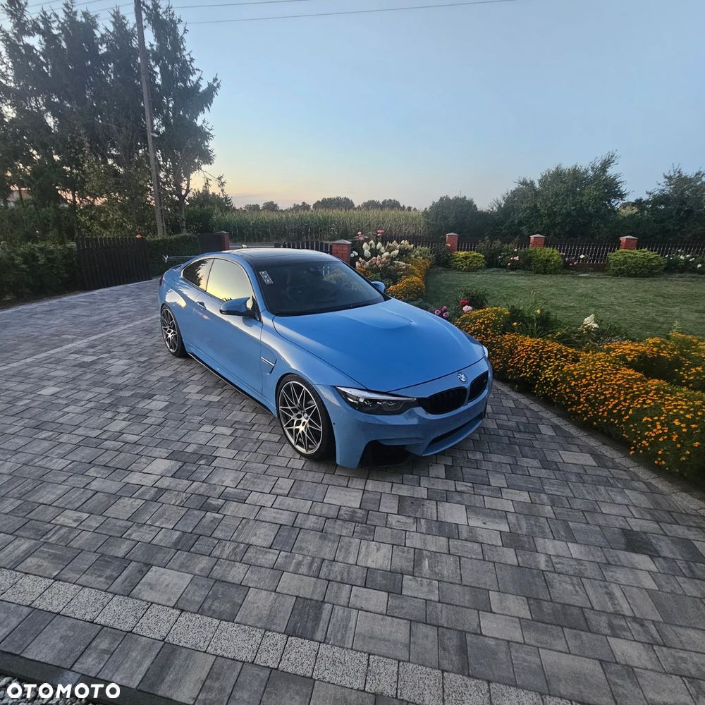 BMW M4 DKG - 2