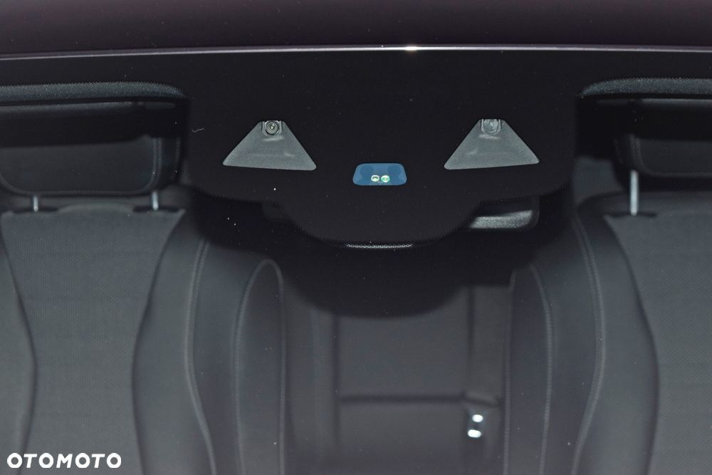 Mercedes-Benz Klasa E 200 9G-TRONIC Avantgarde - 35