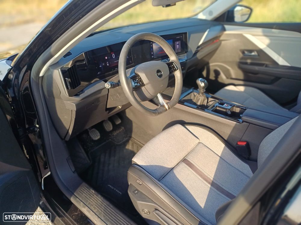 Opel Astra 1.2 T Elegance - 7