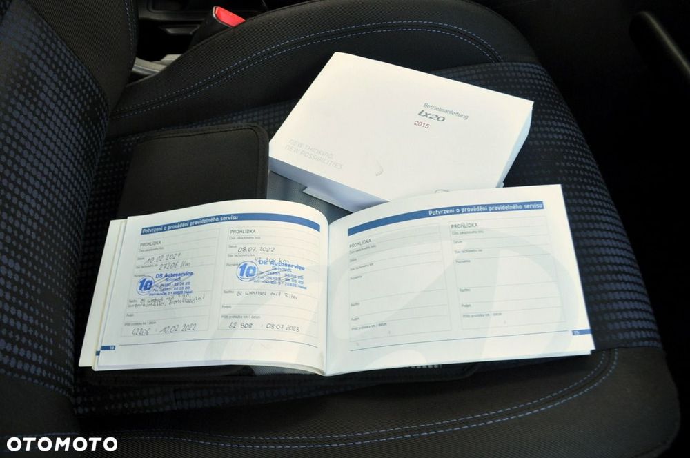 Hyundai ix20 - 40