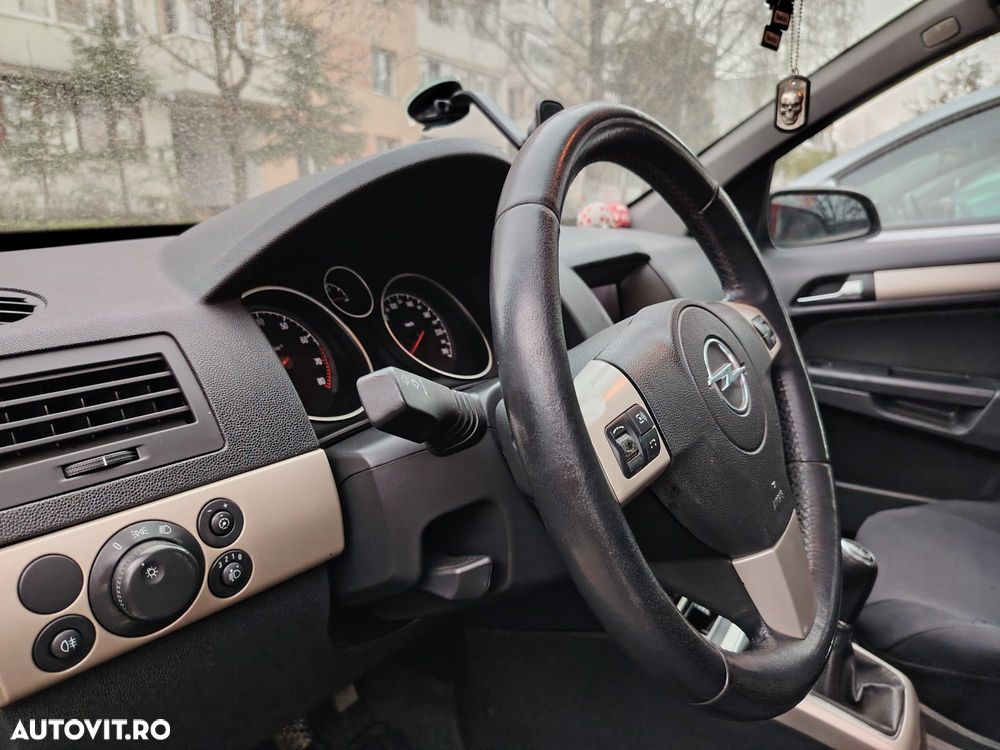 Opel Astra 1.4i Elegance - 18