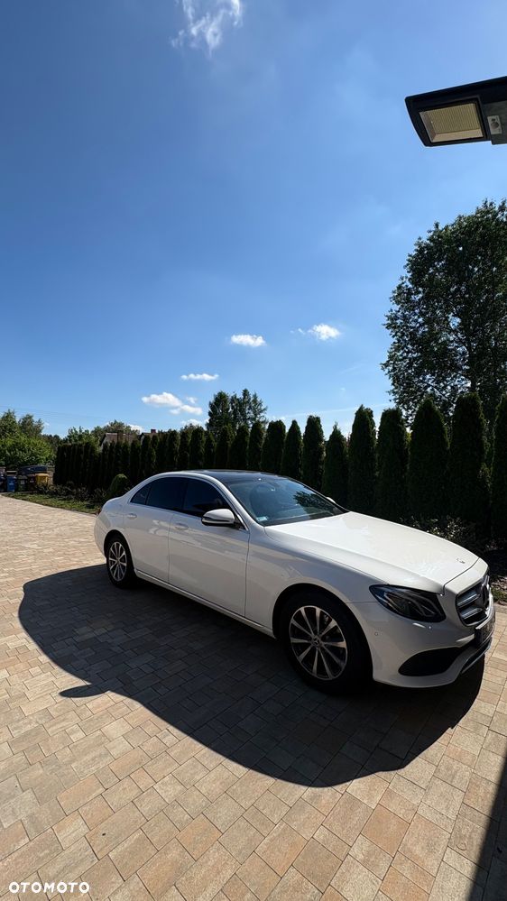 Mercedes-Benz Klasa E 200 d 9G-TRONIC - 2