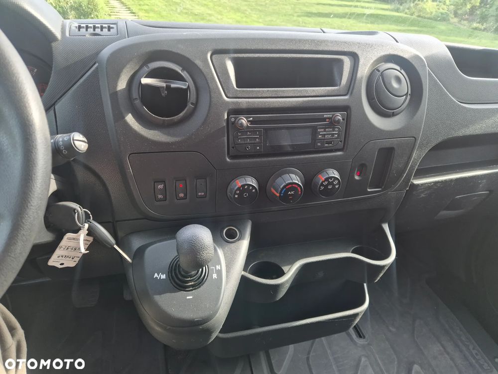Opel Movano - 8