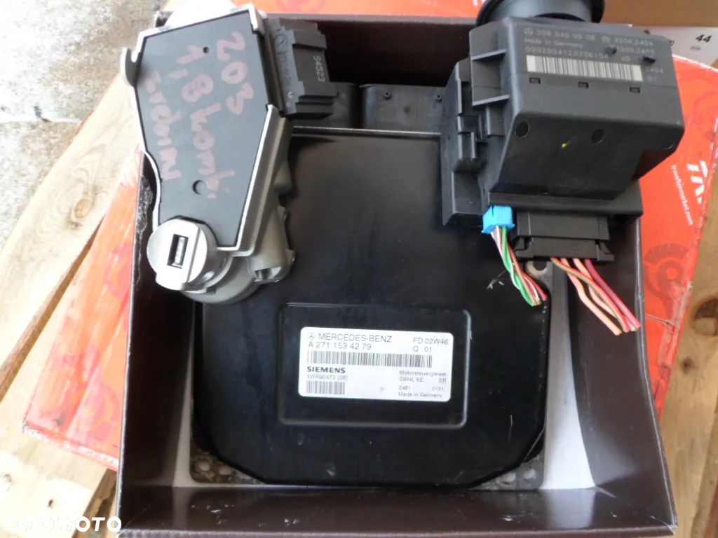 ZESTAW Mercedes W203 C200 K 163HP Komputer A2711534279 - 1