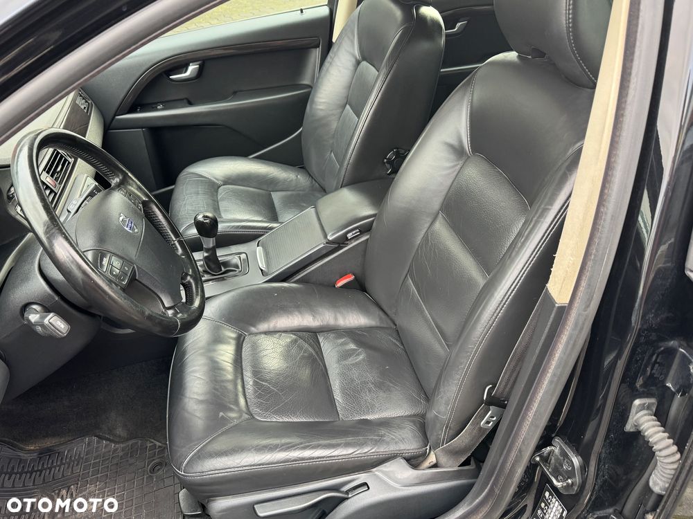 Volvo V70 2.0D Summum - 18