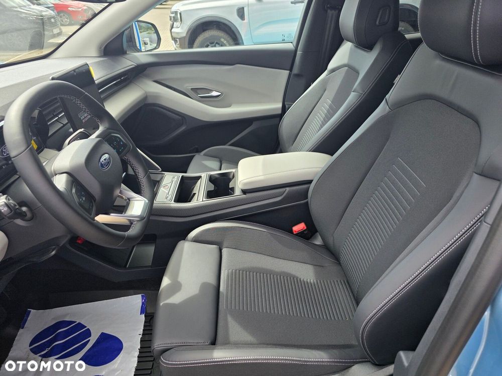 Ford Explorer - 14