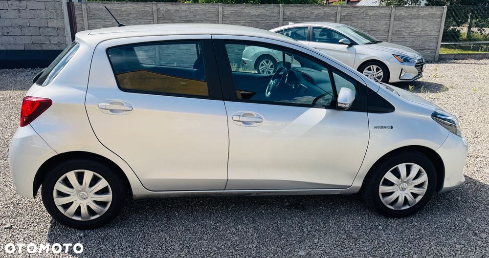 Toyota Yaris - 8