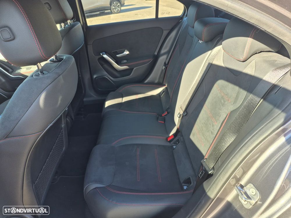 Mercedes-Benz A 250 Limousine e - 11