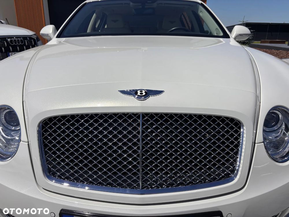Bentley Flying Spur Speed - 13