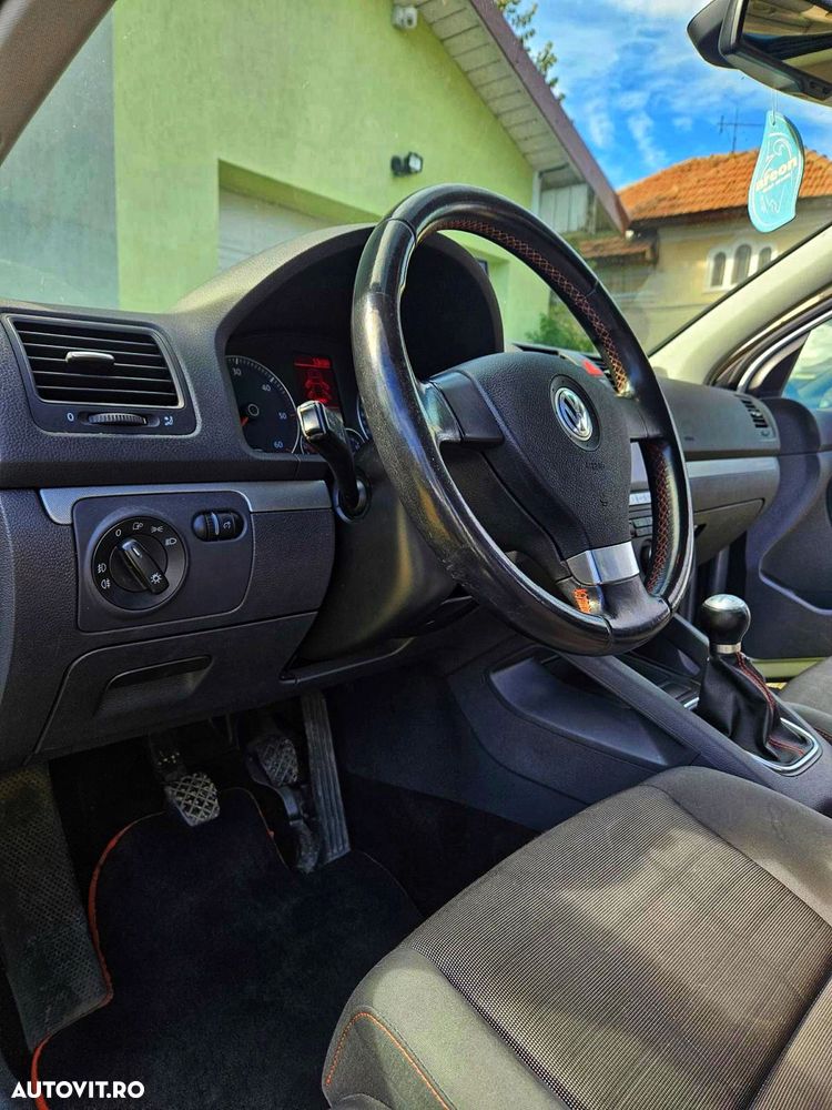 Volkswagen Golf 2.0 TDI DPF Goal - 9