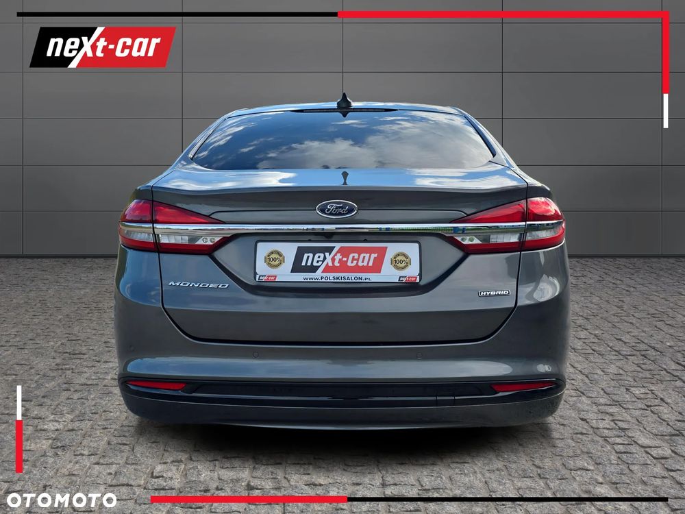 Ford Mondeo 2.0 Hybrid Titanium - 4