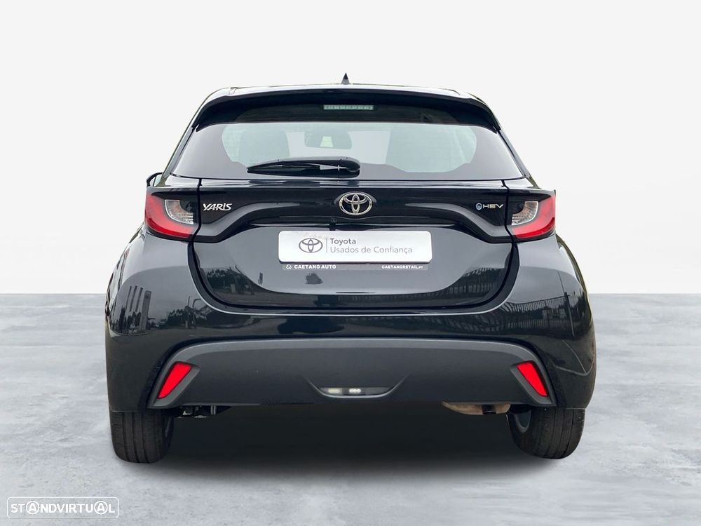 Toyota Yaris - 4