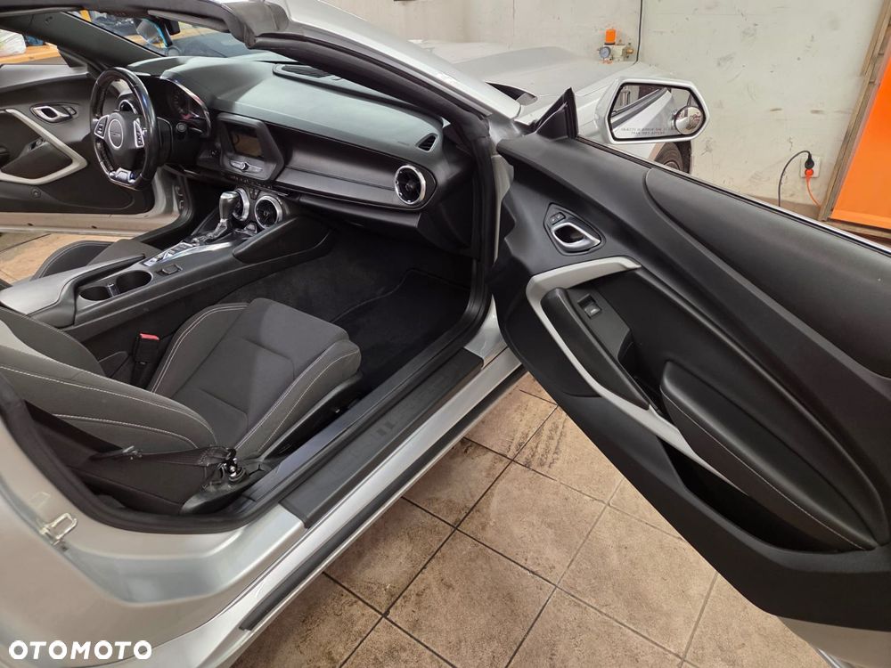 Chevrolet Camaro - 21