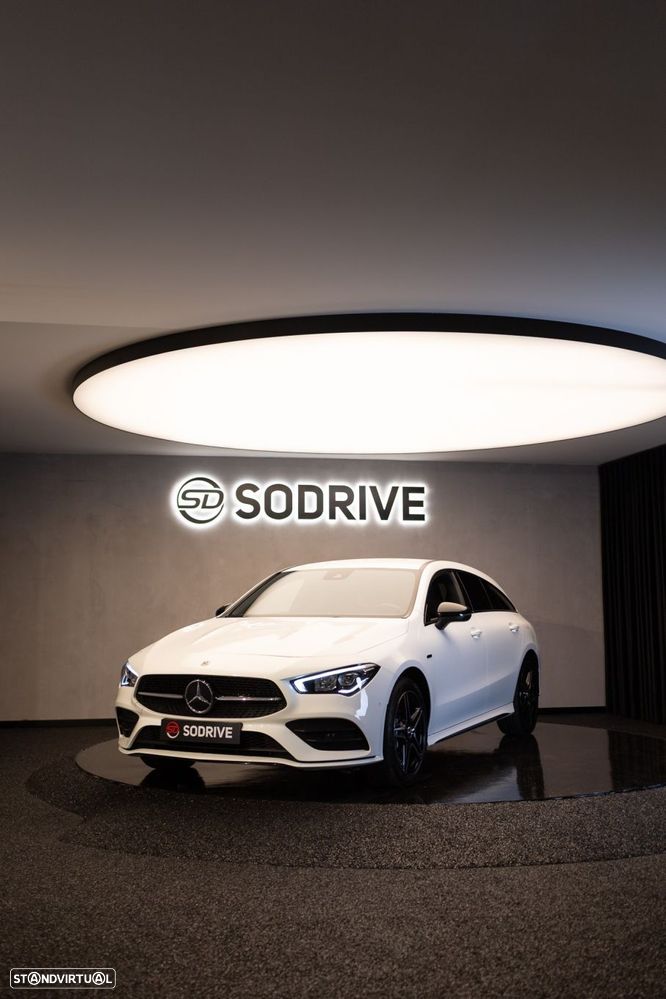 Mercedes-Benz CLA 250 e Shooting Brake AMG Line - 39