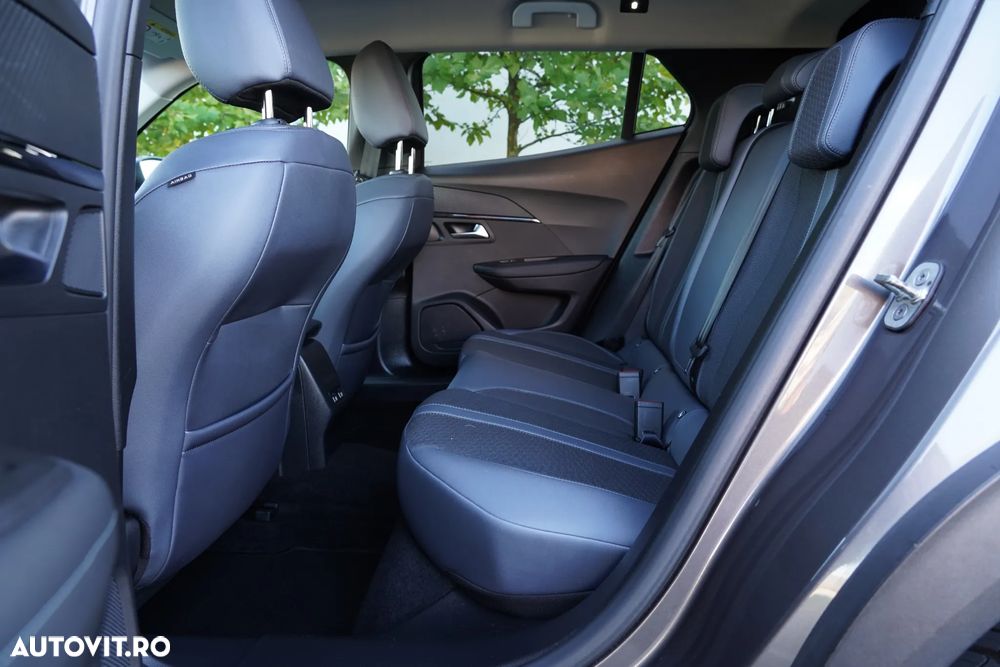 Peugeot 2008 PureTech 130 EAT8 Allure - 14