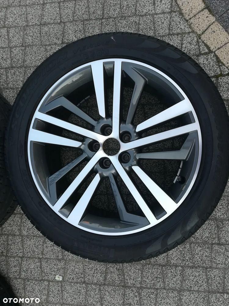 Audi SQ5 Q5 80A Koła 255/45r20 / Felgi 8.0Jx20H2 / Opona / 20 cali / Lato Pirelli / Oryginał - 17