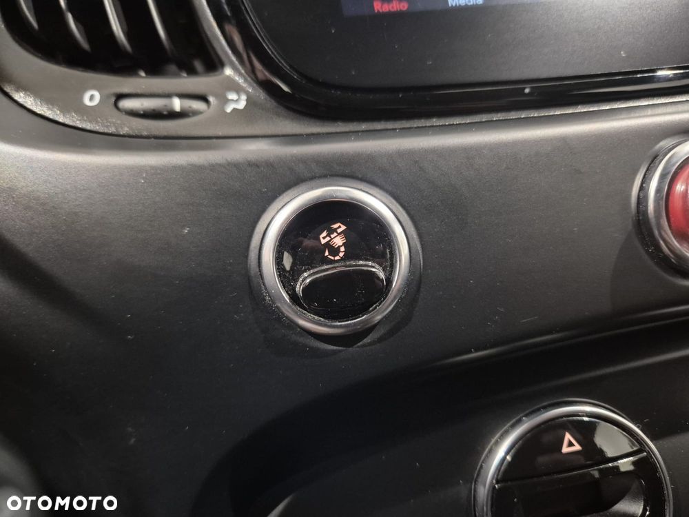 Abarth 695C 1.4 T-Jet 16v MTA - 12