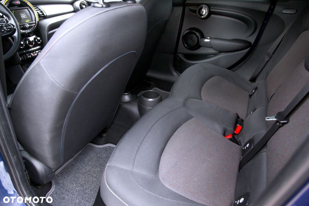 MINI Cooper D - 18