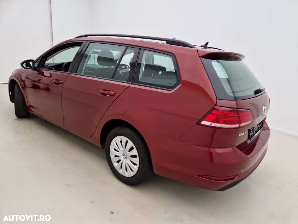 Volkswagen Golf 1.6 TDI Trendline - 6