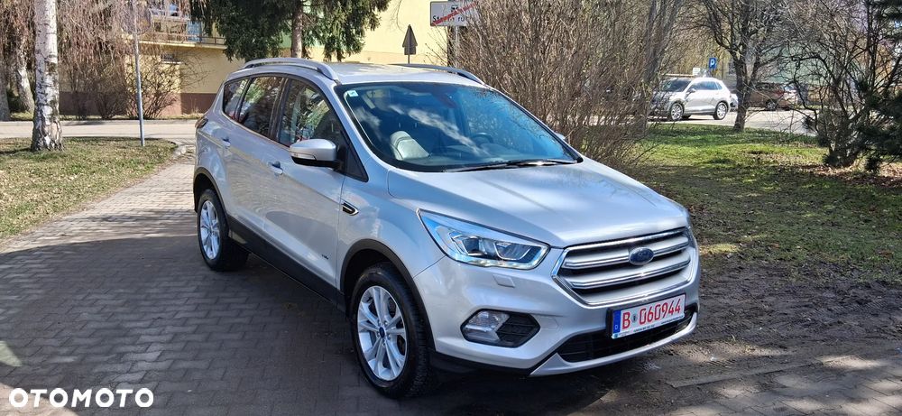 Ford Kuga 2.0 TDCi 4x4 Titanium - 4