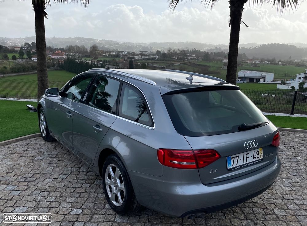Audi A4 2.0 TDI DPF Ambition - 13