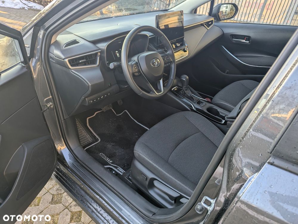 Toyota Corolla 1.8 Hybrid Comfort - 13