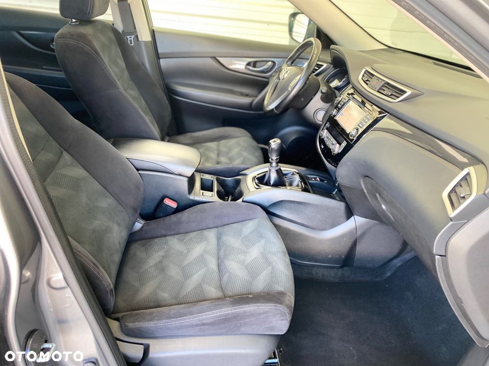 Nissan X-Trail 1.6 DCi Tekna 2WD EU6 - 18