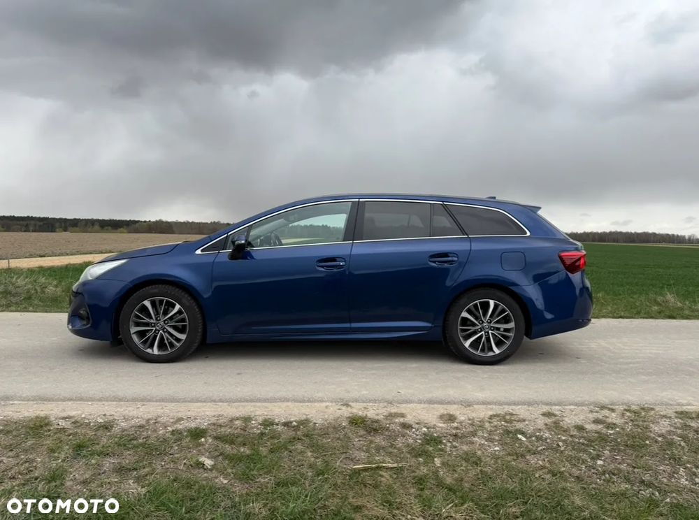 Toyota Avensis 2.0 D-4D Prestige - 9