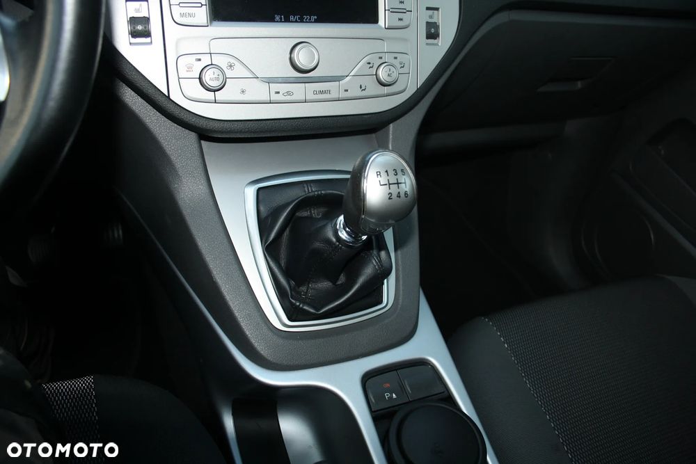 Ford Kuga 2.0 TDCi 2x4 Champions Edition - 22