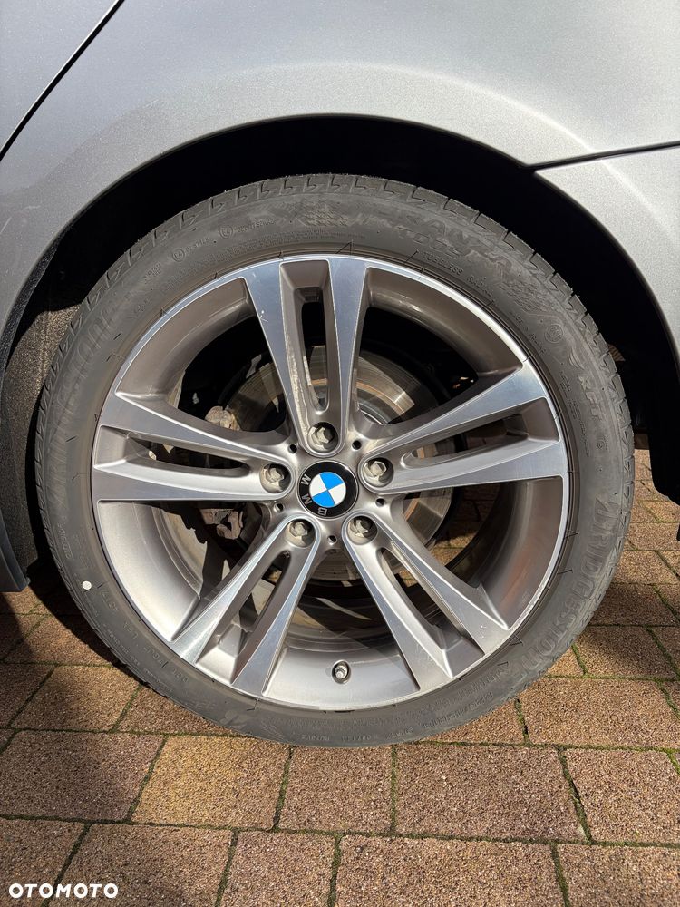 BMW Seria 3 320d - 25