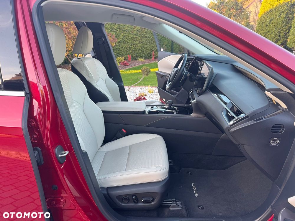Lexus RX 350h Prestige - 25