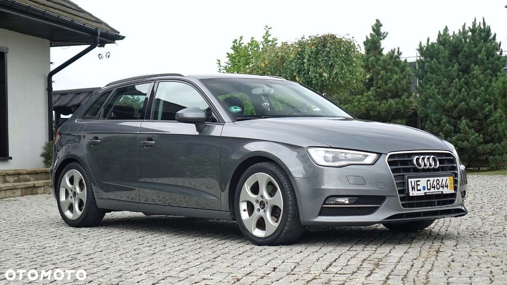 Audi A3 Sportback - 16