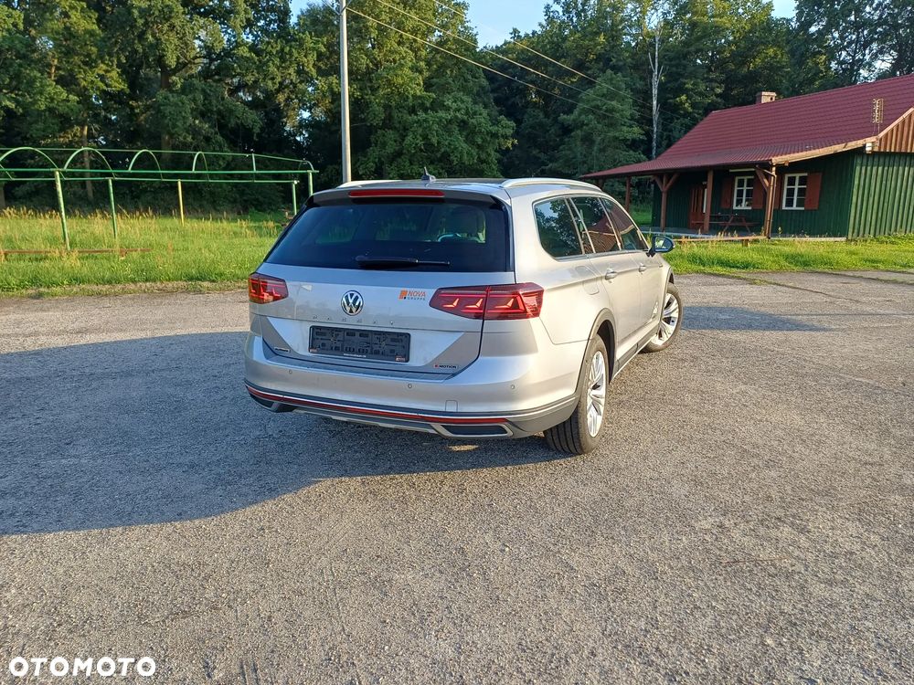 Volkswagen Passat Alltrack 2.0 TDI SCR 4Motion DSG (BMT) - 4