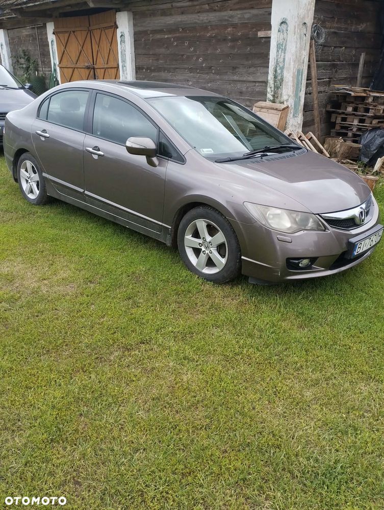 Honda Civic 1.8 Comfort - 3