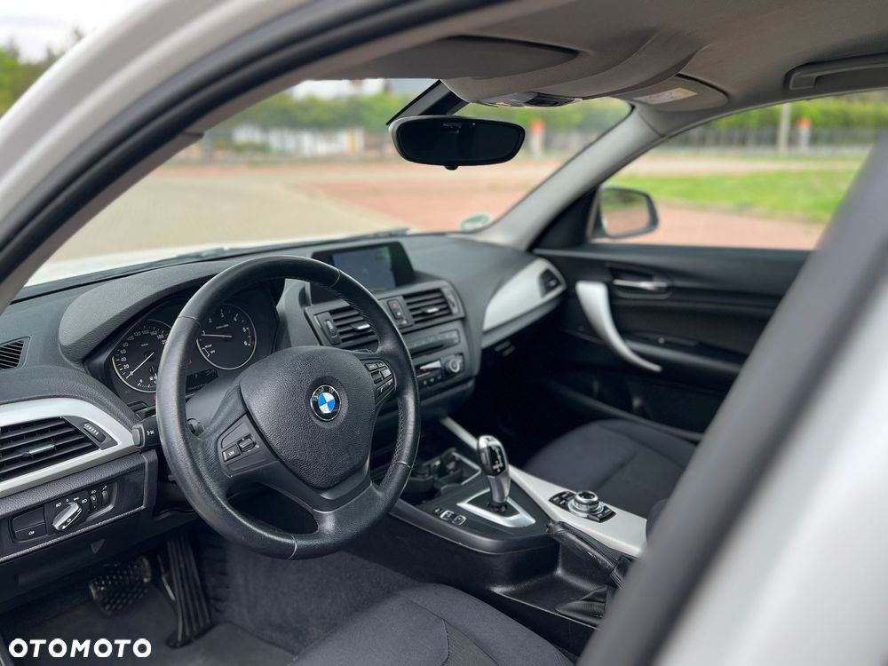 BMW Seria 1 116d Sport Line - 9