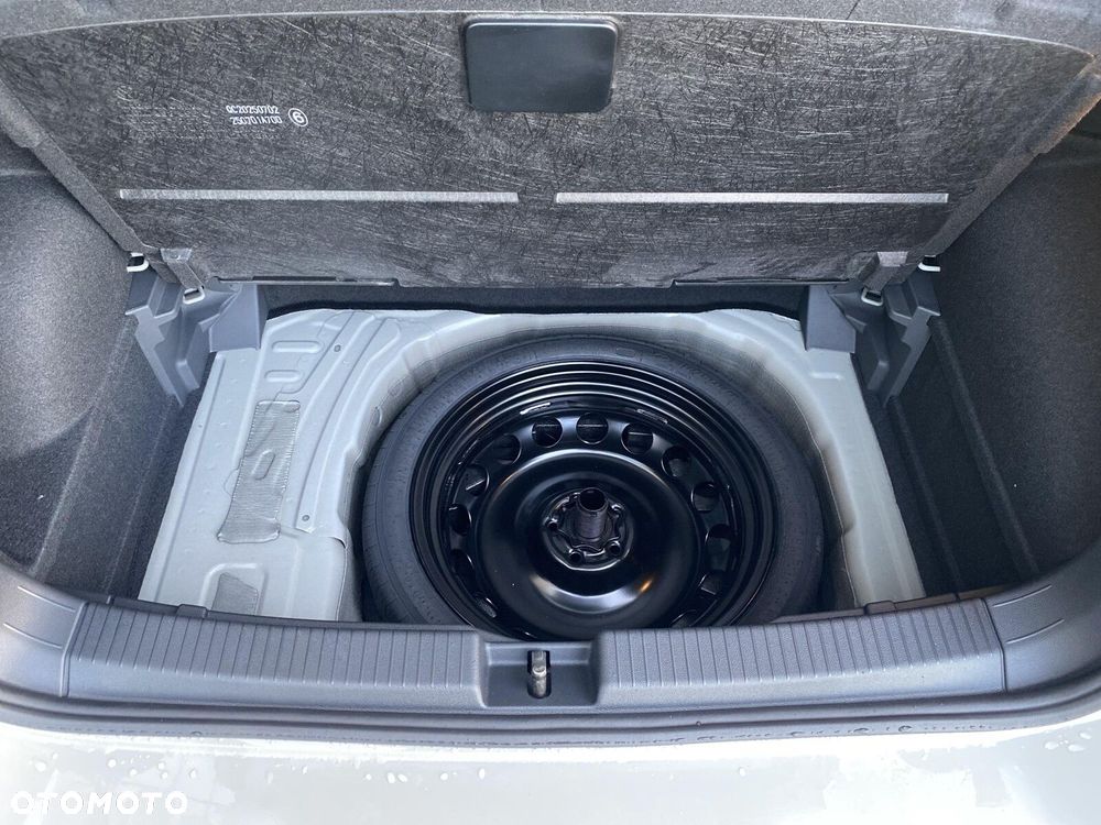 Volkswagen T-Cross - 19