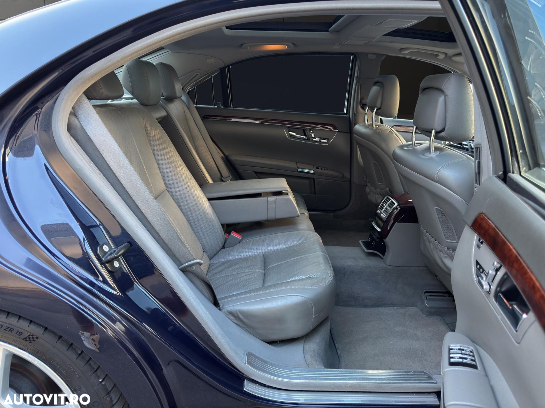 Mercedes-Benz S - 11