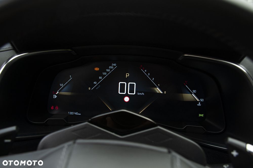 DS Automobiles DS 7 Crossback 2.0 BlueHDi Performance Line + - 37