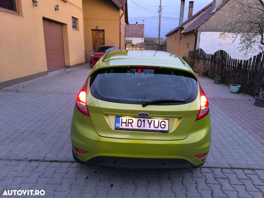 Ford Fiesta 1.6 TDCI DPF Titanium - 5