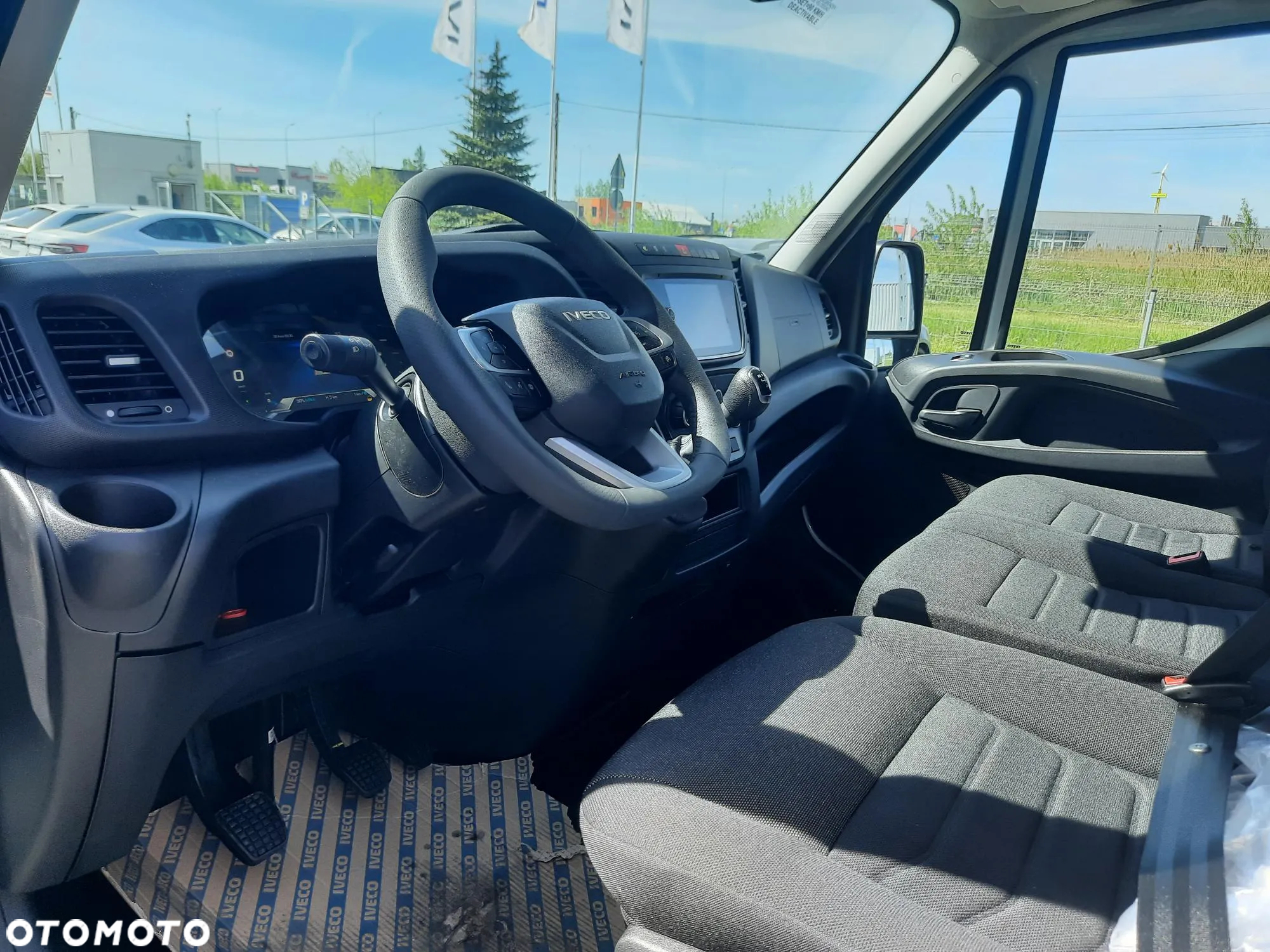 Iveco Daily / Pewny partner w biznesie ! - 11