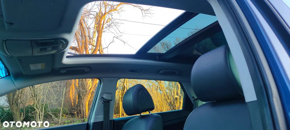 Hyundai Tucson blue 1.7 CRDi 2WD DCT Premium - 21