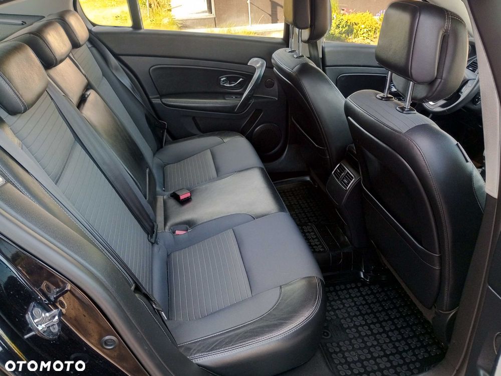 Renault Latitude - 8