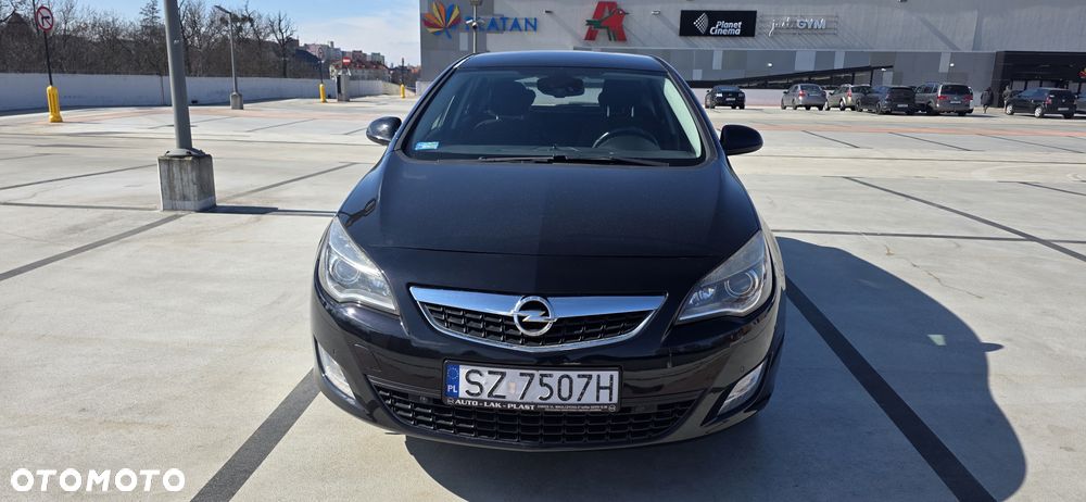 Opel Astra 1.6 Turbo Innovation - 1