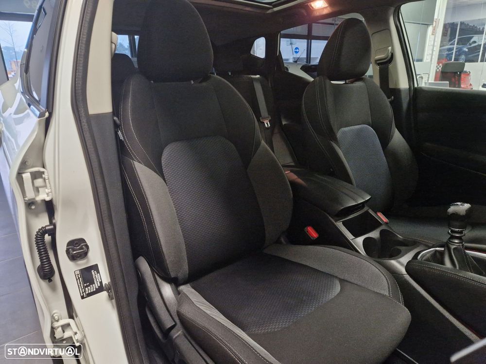 Nissan Qashqai 1.3 DIG-T N-Connecta J18 - 16