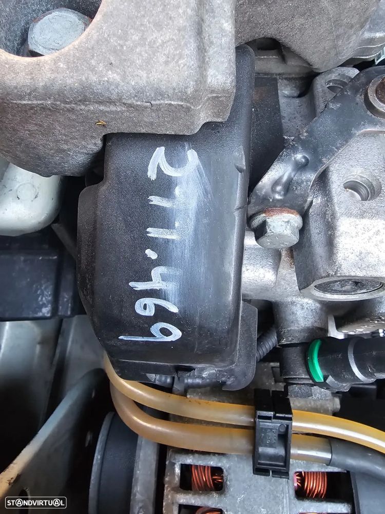 Renault Clio - 10