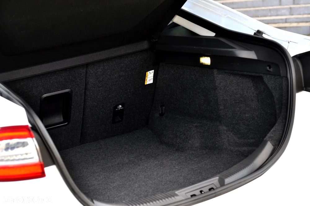 Ford Mondeo 2.0 TDCi ST-Line - 16