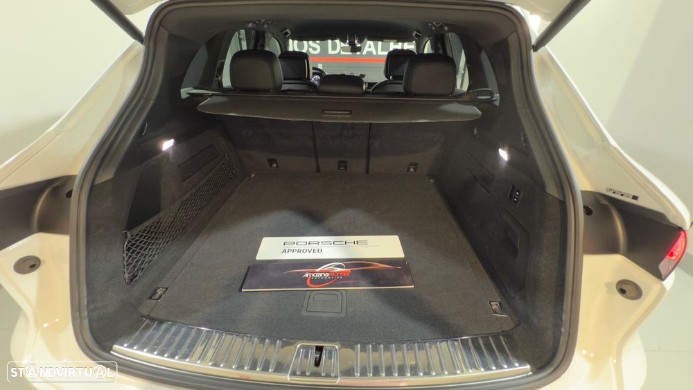 Porsche Cayenne E-Hybrid - 38