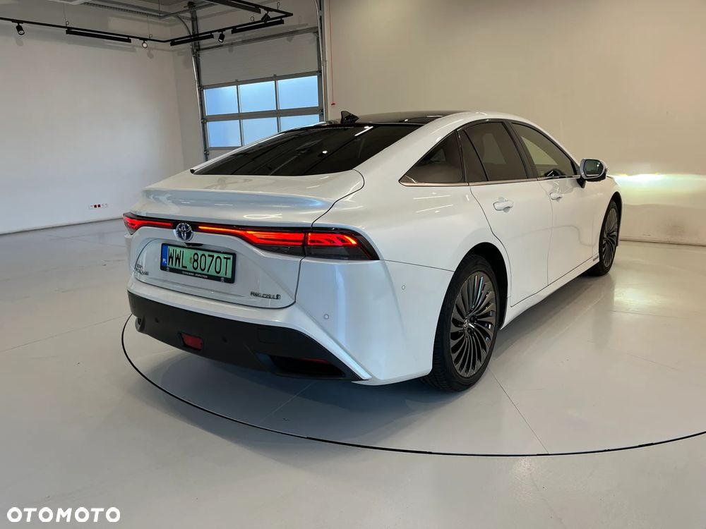 Toyota Mirai Executive - 8