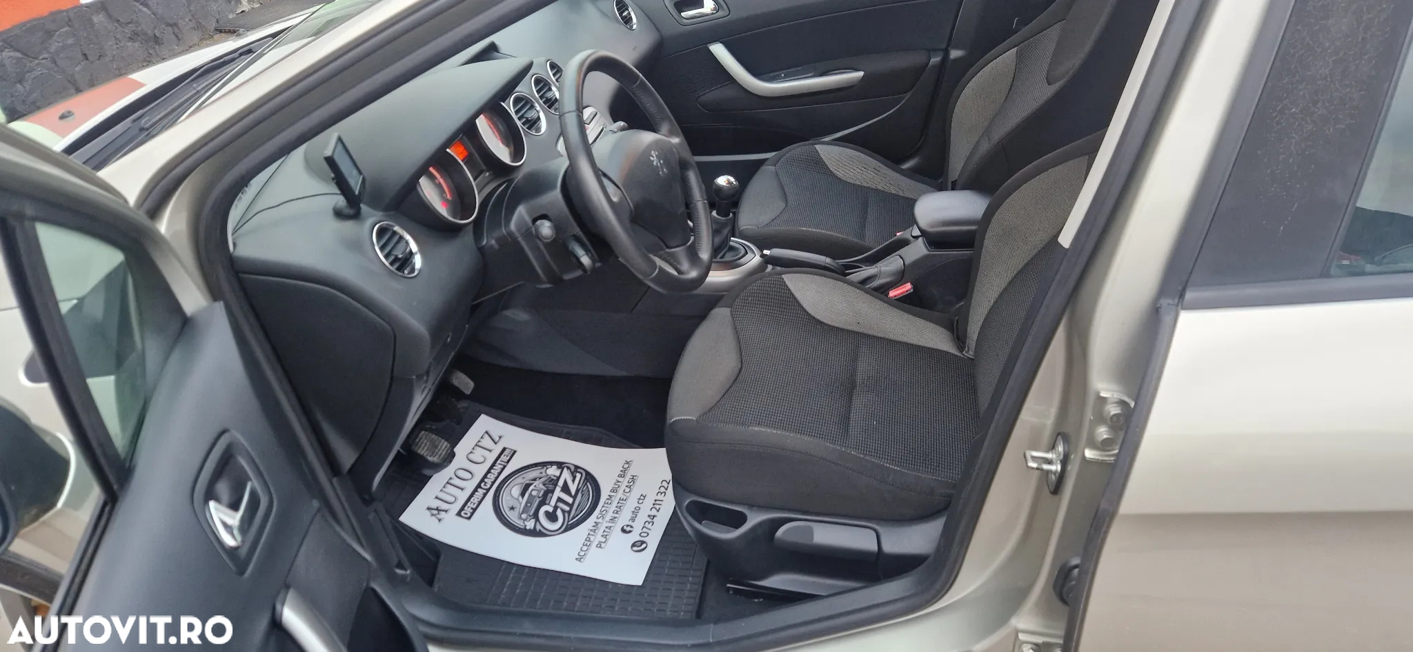 Peugeot 308 - 35